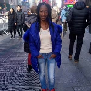 Meet your Posher, Lesly